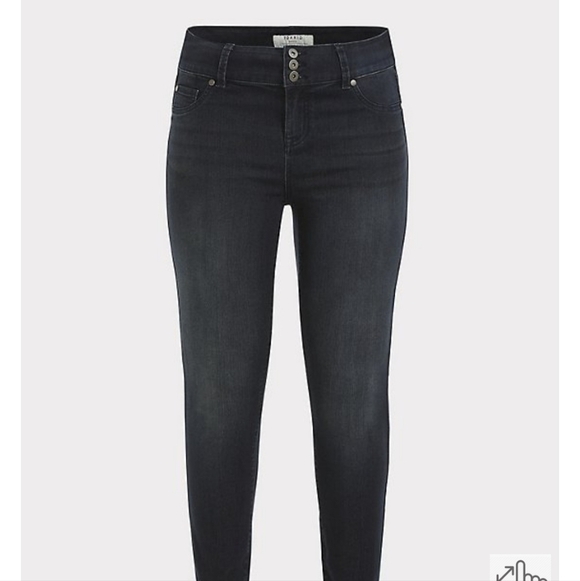 EUC Torrid 12R Jegging- SUPER STRETCH DARK Wash - Picture 3 of 10